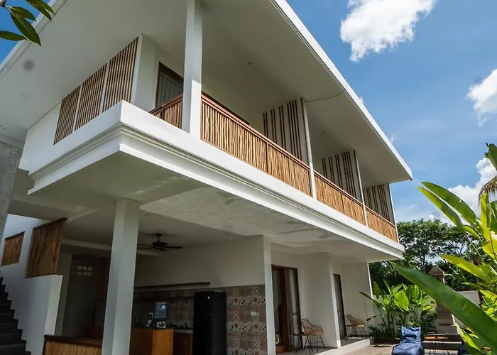 Kemari Lodge *